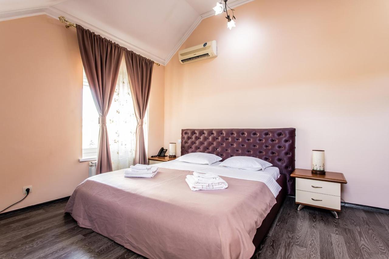 Star Rent Hotel Kiszyniów Zewnętrze zdjęcie