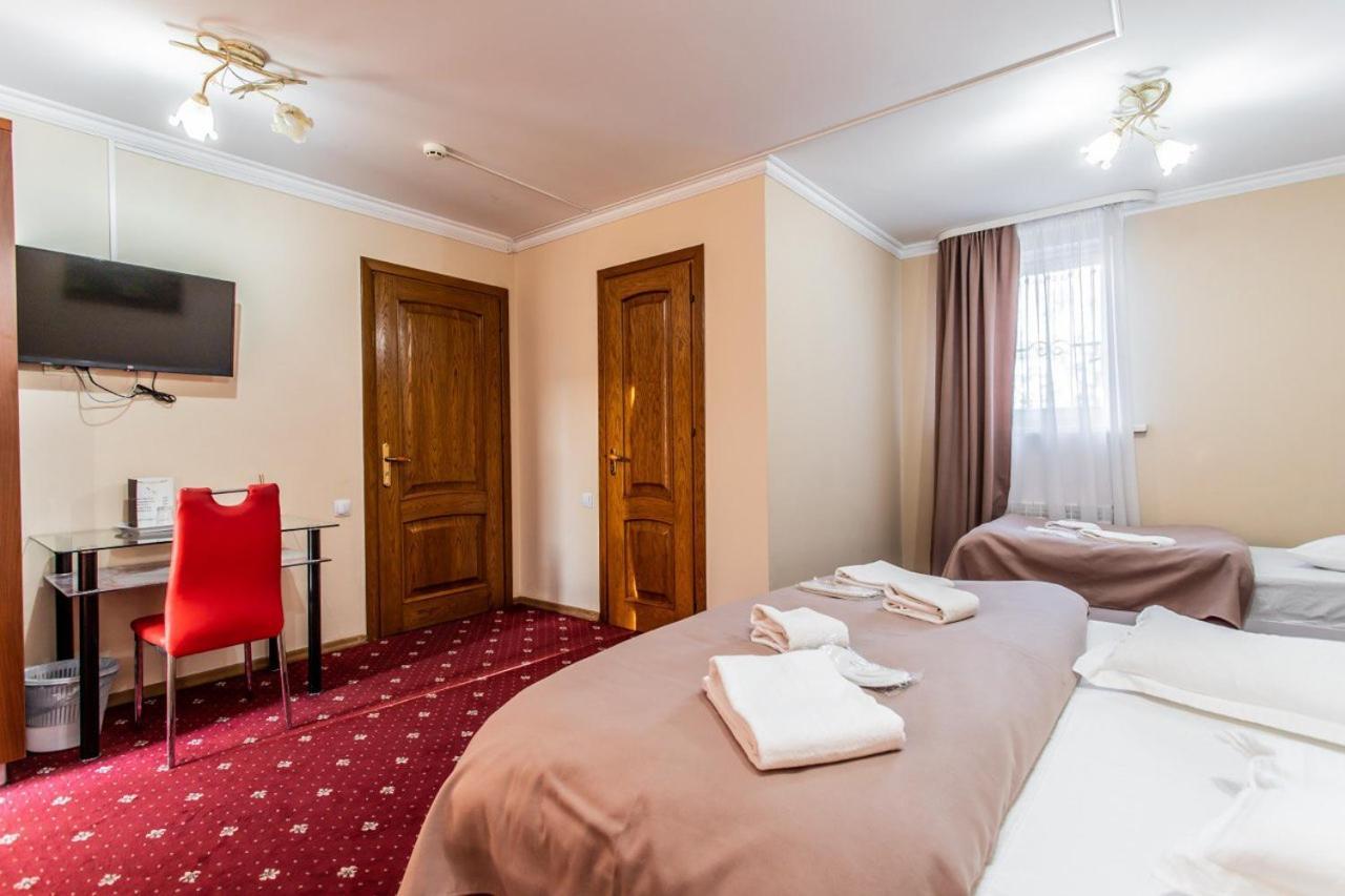 Star Rent Hotel Kiszyniów Zewnętrze zdjęcie