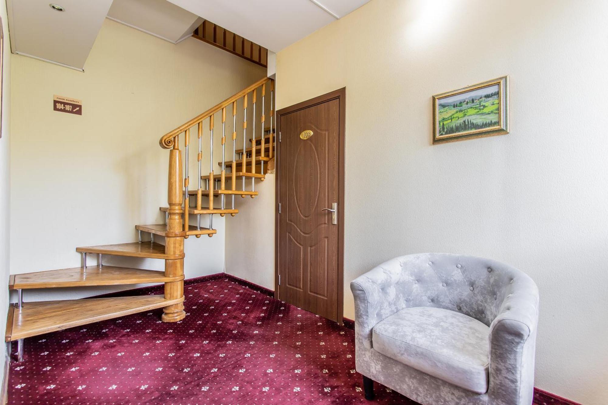 Star Rent Hotel Kiszyniów Zewnętrze zdjęcie