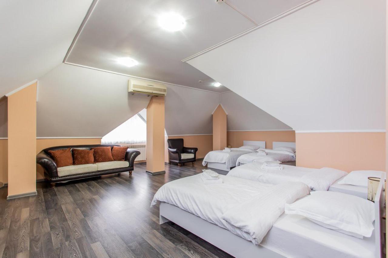 Star Rent Hotel Kiszyniów Zewnętrze zdjęcie
