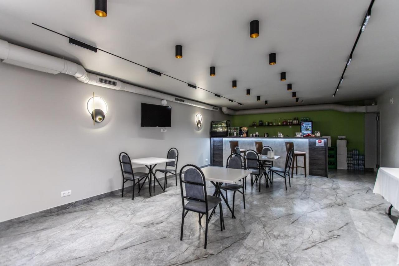 Star Rent Hotel Kiszyniów Zewnętrze zdjęcie